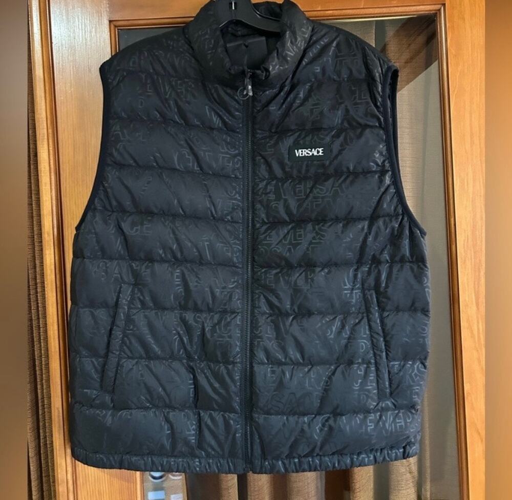 Men's Versace padded vest monogram throughout size 54/3XL made in Italy